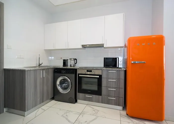 Lägenhet Luxury Modern Larnaca